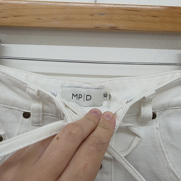 MINKPINK White Lace-Up Fringe High Waist Shorts - Picture 3 of 6